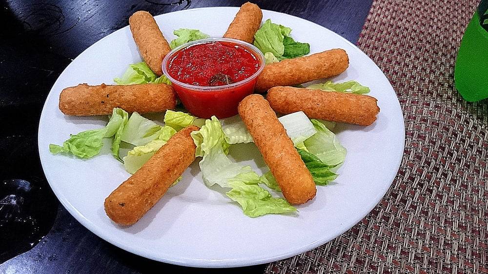 Cyber Pizza Cafe & Intl Cuisine | meal delivery | 1200 S Federal Hwy, Dania Beach, FL 33004, USA | 9544176227 OR +1 954-417-6227