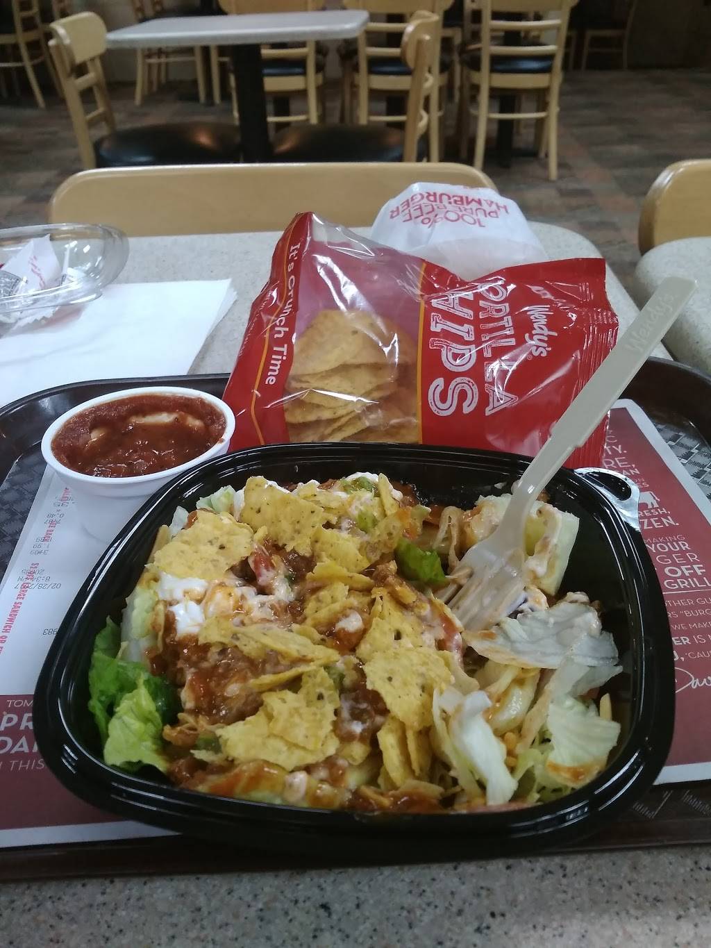 Wendys | restaurant | 9053 South 13th Street, Oak Creek, WI 53154, USA | 4147646850 OR +1 414-764-6850