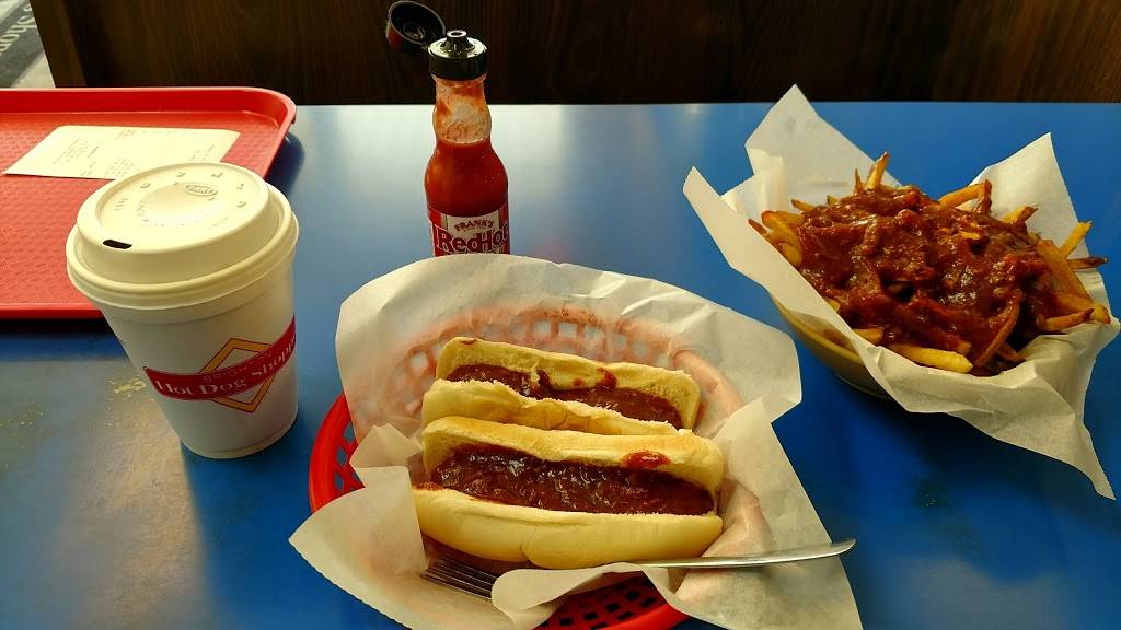 Brighton Hot Dog Shoppe | restaurant | 730 Ohio River Blvd, Rochester, PA 15074, USA | 7247750411 OR +1 724-775-0411