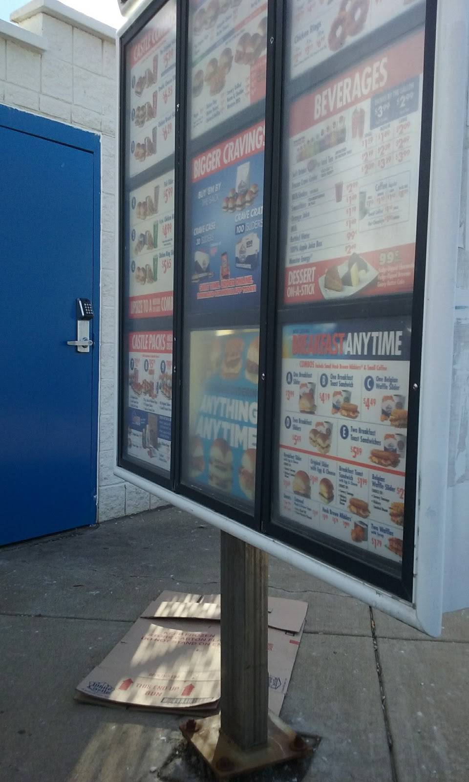 White Castle | restaurant | 2735 W Davison St, Detroit, MI 48238, USA | 3138656079 OR +1 313-865-6079