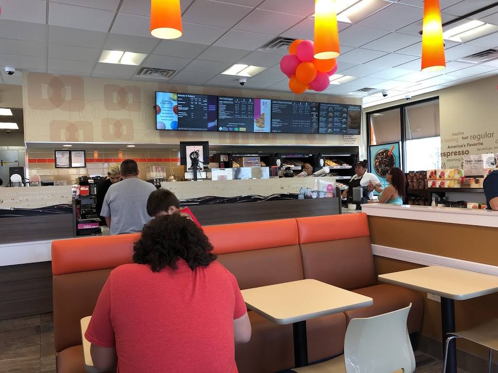 Dunkin Donuts | cafe | 5755 W 63rd St, Chicago, IL 60638, USA | 7735819170 OR +1 773-581-9170