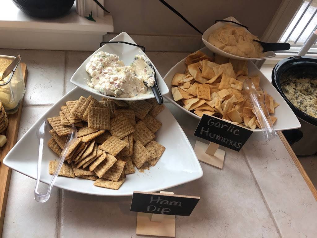 Catering by the LAKE | restaurant | 367 Arthur Ave, Holland, MI 49424, USA | 6162831255 OR +1 616-283-1255