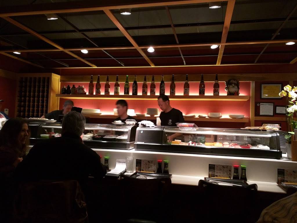 Sushi House | restaurant | 830 E Ogden Ave, Westmont, IL 60559, USA | 6309208948 OR +1 630-920-8948