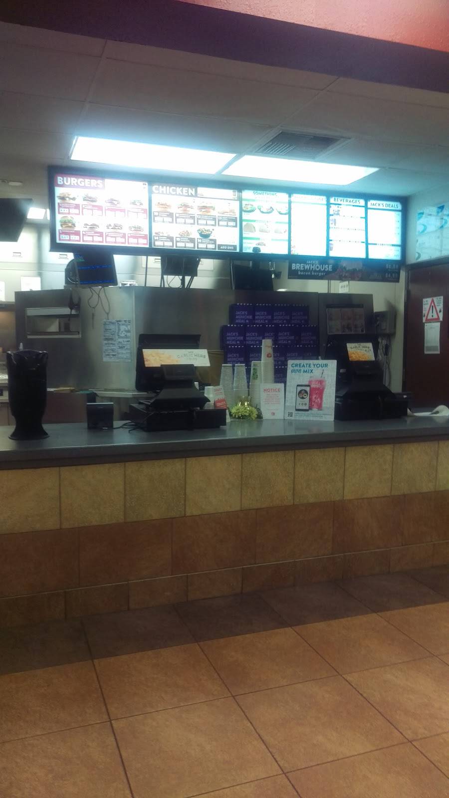 Jack in the Box | restaurant | 104 S Loop 288, Denton, TX 76209, USA | 9405666721 OR +1 940-566-6721