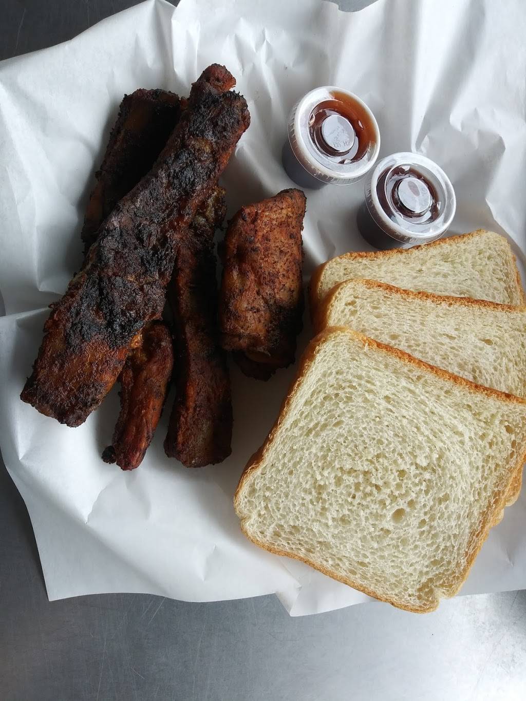 Great Pluckin Chicken | restaurant | 4605 N Main St, Houston, TX 77009, USA | 3374880313 OR +1 337-488-0313