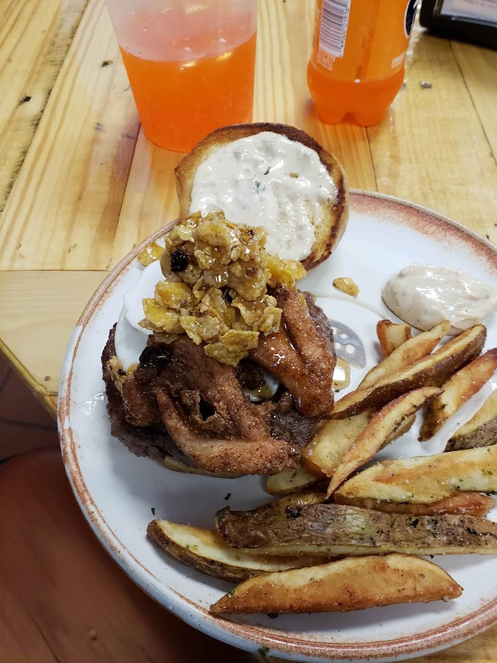 BadHappy Poutine | restaurant | 354 Merrimon Ave, Asheville, NC 28801, USA | 8285759998 OR +1 828-575-9998