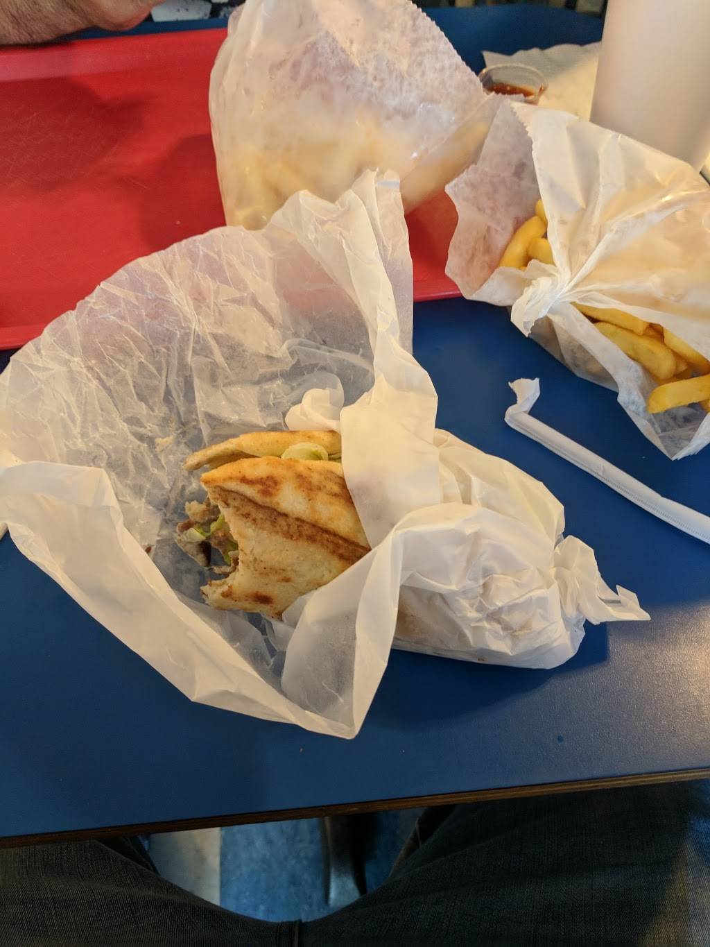 Gyro Plus | restaurant | 2409 SW 13th St, Gainesville, FL 32608, USA | 3523365323 OR +1 352-336-5323