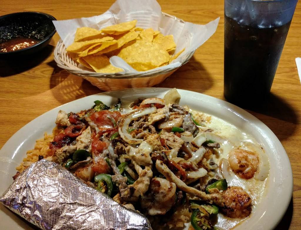 El Bracero La Porte | restaurant | 927 Pine Lake Ave, La Porte, IN 46350, USA | 2193690800 OR +1 219-369-0800