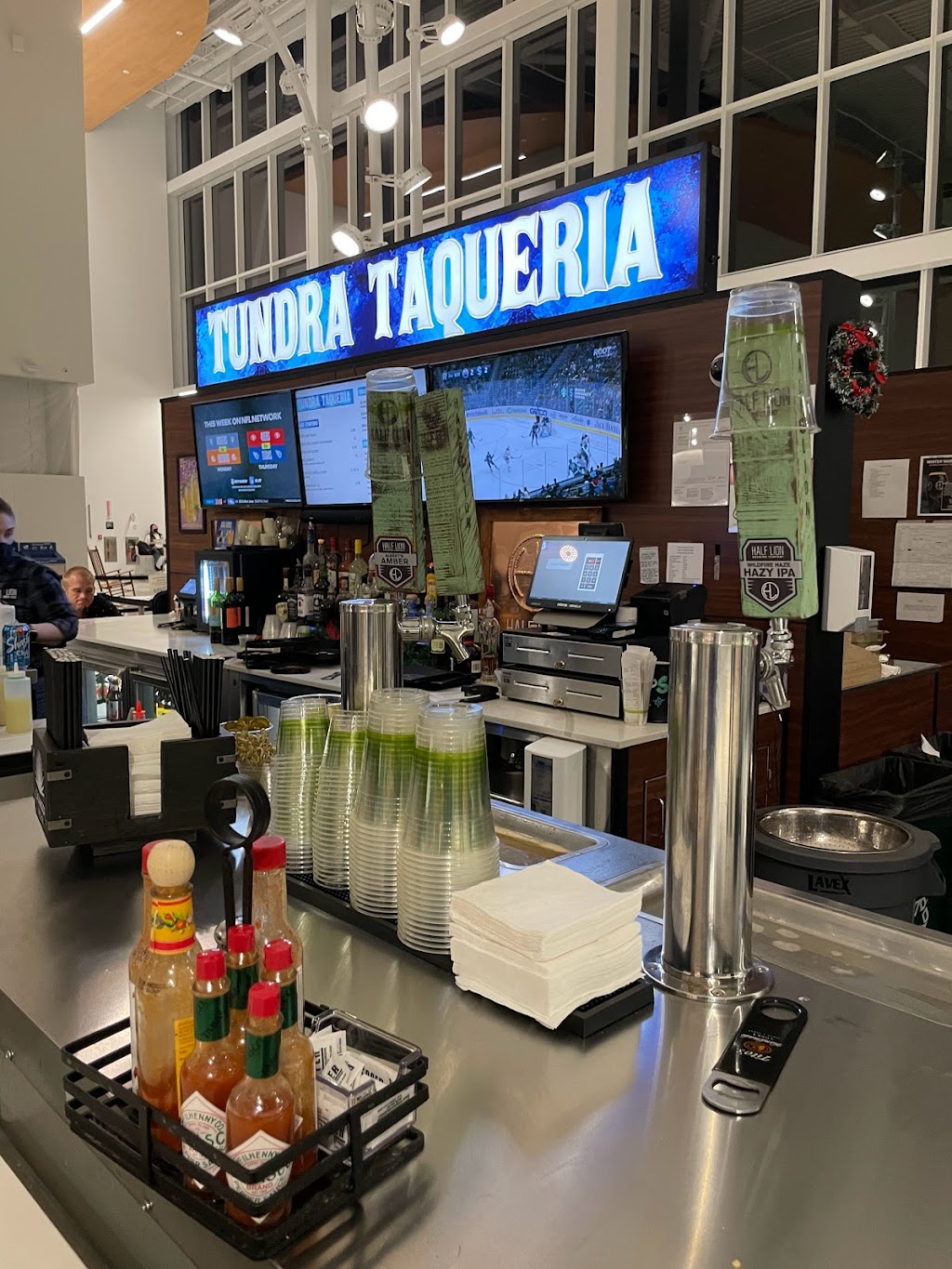 Tundra Taqueria | restaurant | 17801 International Blvd #NS-18, SeaTac, WA 98158, USA | 2066354913 OR +1 206-635-4913