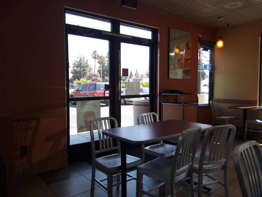 Jack in the Box | restaurant | 5798 E Los Angeles Ave, Simi Valley, CA 93063, USA | 8055262440 OR +1 805-526-2440