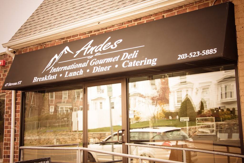 Los Gemelos Deli & Restaurant | restaurant | 47 Stevens St, Norwalk, CT 06850, USA | 2038310860 OR +1 203-831-0860