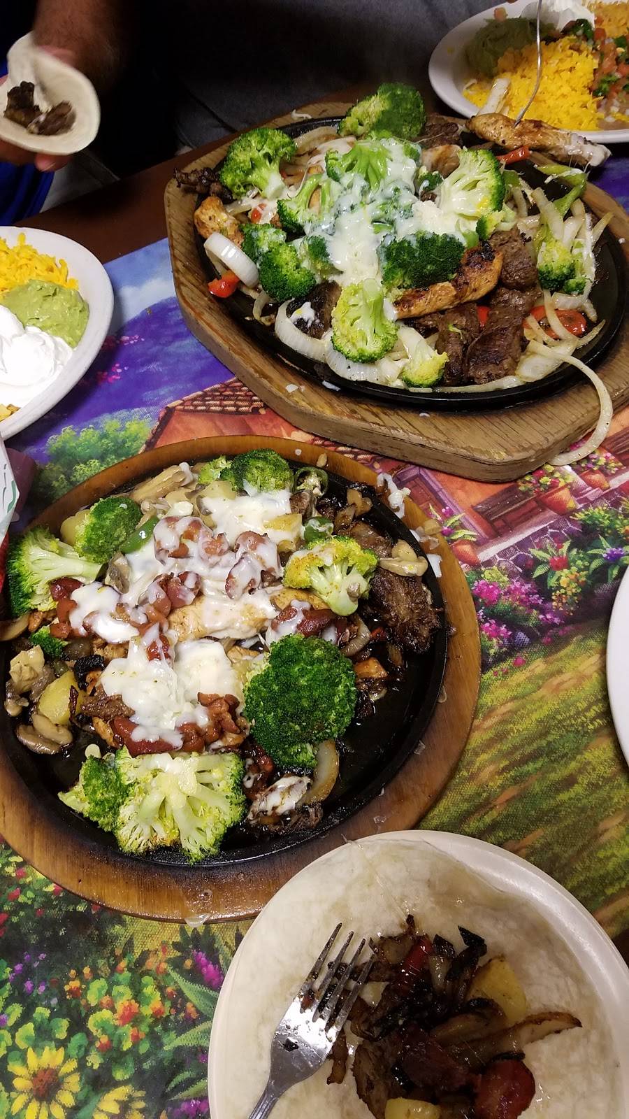 Jalapenos Mexican Restaurant | meal delivery | 902 N 1st Ave, Durant, OK 74701, USA | 5809201526 OR +1 580-920-1526