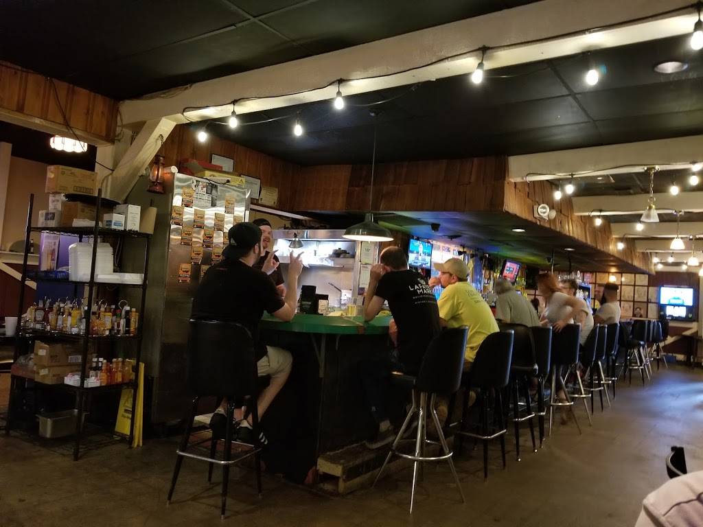 Ye Olde Saloon | restaurant | 1023 S Main St, Royal Oak, MI 48067, USA | 2485425900 OR +1 248-542-5900