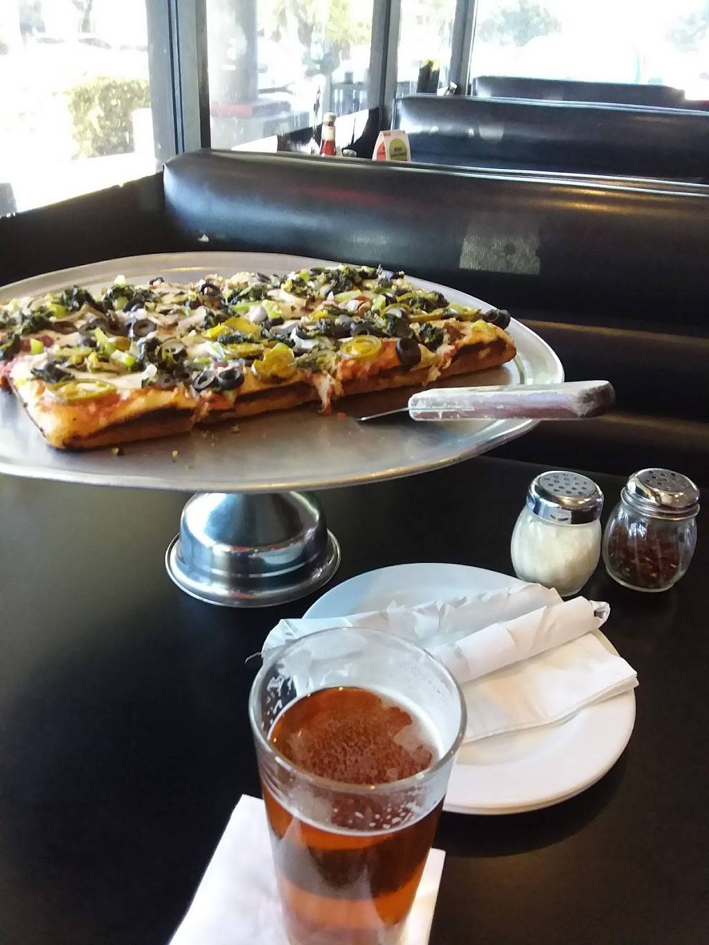 Mckinney Pizza Tavern | restaurant | 1705 W University Dr, McKinney, TX 75069, USA | 9725428669 OR +1 972-542-8669