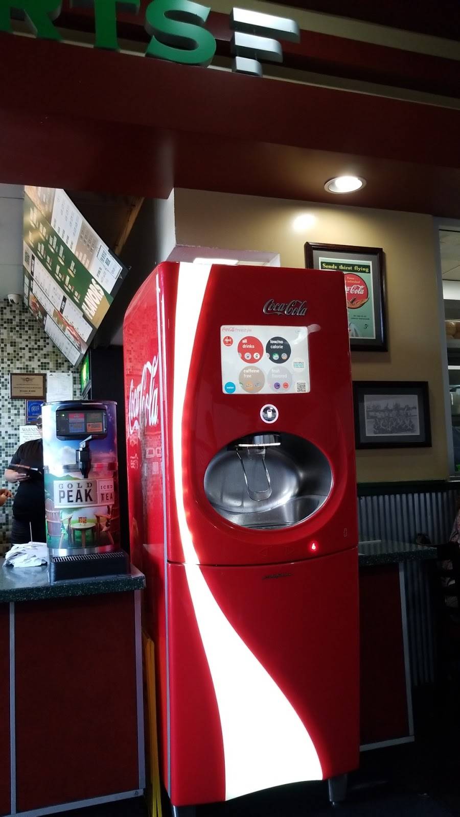 Wingstop | restaurant | 1641 Alameda St E #102, Compton, CA 90220, USA | 3107639464 OR +1 310-763-9464