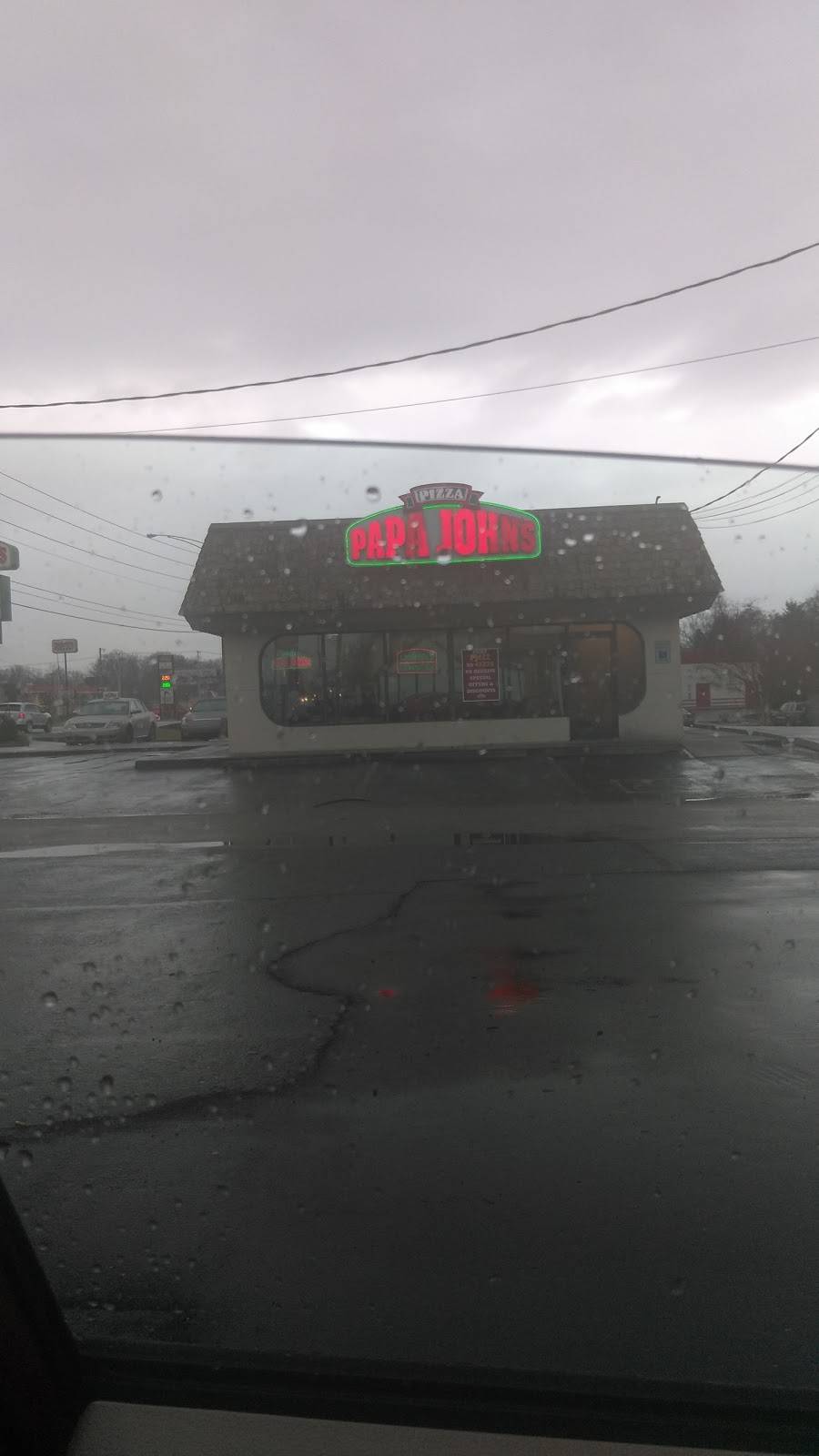 Papa Johns Pizza | restaurant | 7036 Kingston Pike, Knoxville, TN 37919, USA | 8655847272 OR +1 865-584-7272