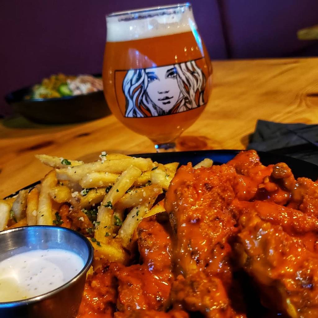 SkinnyFATS | restaurant | 3700 McKinney Ave Ste 140, Dallas, TX 75204, USA | 2147749951 OR +1 214-774-9951