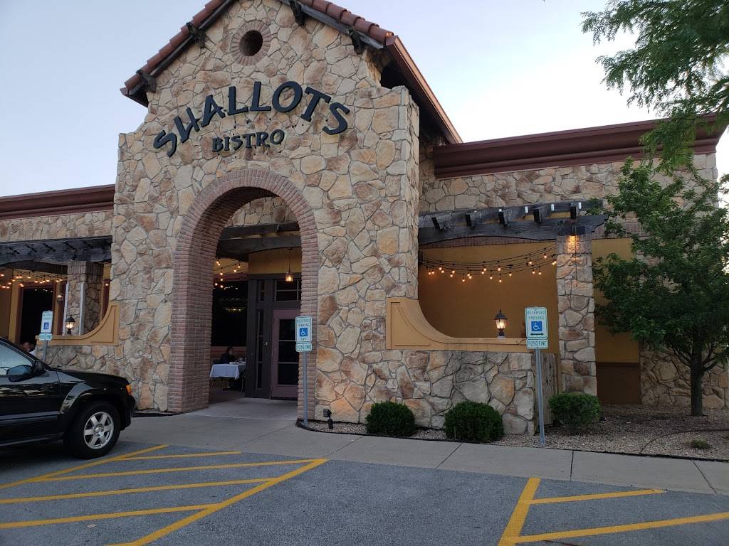 Shallots Bistro | restaurant | 7016 Carpenter Rd, Skokie, IL 60077, USA | 8476773463 OR +1 847-677-3463