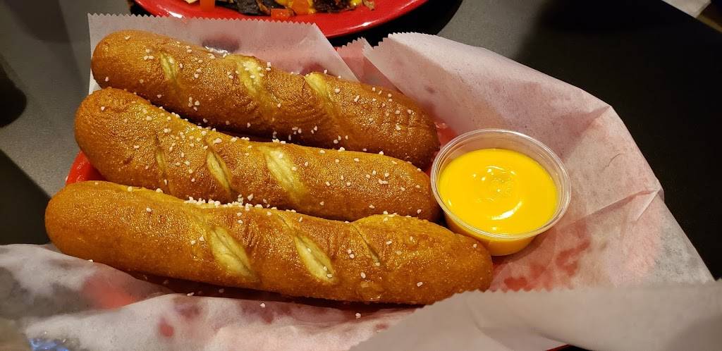 Jimmys Pizza | restaurant | 379 East Tompkins Street, Galesburg, IL 61401, USA | 3092974064 OR +1 309-297-4064