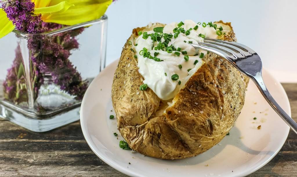 Carsons Prime Steaks and Famous Barbecue of Deerfield | restaurant | 200 Waukegan Rd, Deerfield, IL 60015, USA | 8473748500 OR +1 847-374-8500