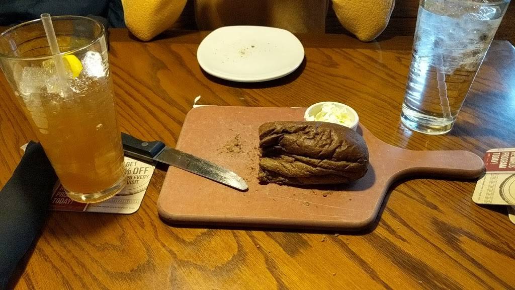 Outback Steakhouse | restaurant | 3140 Vestal Pkwy E, Vestal, NY 13850, USA | 6077669915 OR +1 607-766-9915