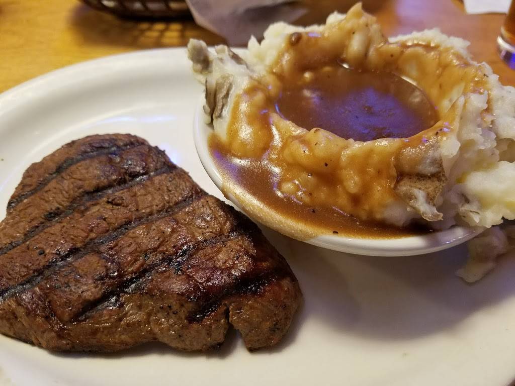 Texas Roadhouse | restaurant | 968 W E Irvington Rd, Tucson, AZ 85714, USA | 5208893864 OR +1 520-889-3864