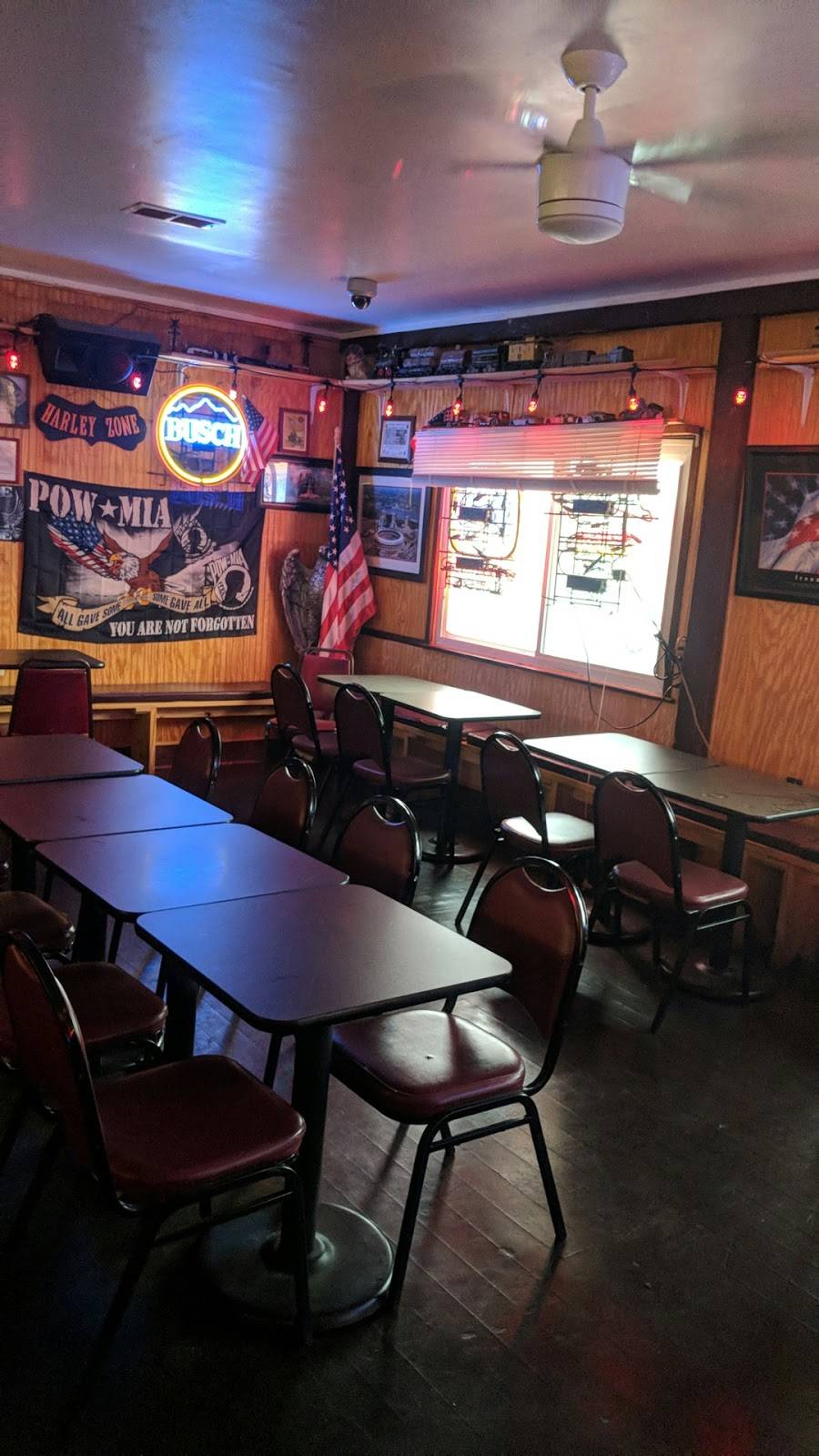 Doits Village Inn | restaurant | 4015 Pontoon Rd, Granite City, IL 62040, USA | 6189314497 OR +1 618-931-4497