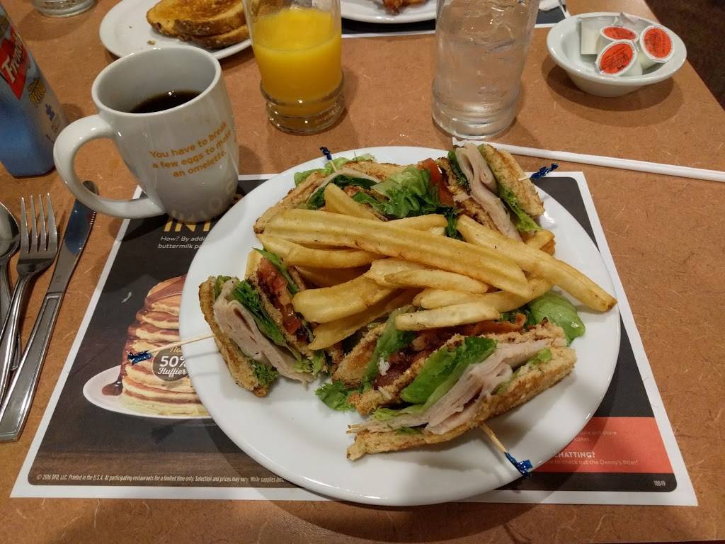 Dennys | restaurant | 3652 Glenwood Dr, Eugene, OR 97403, USA | 5413437258 OR +1 541-343-7258