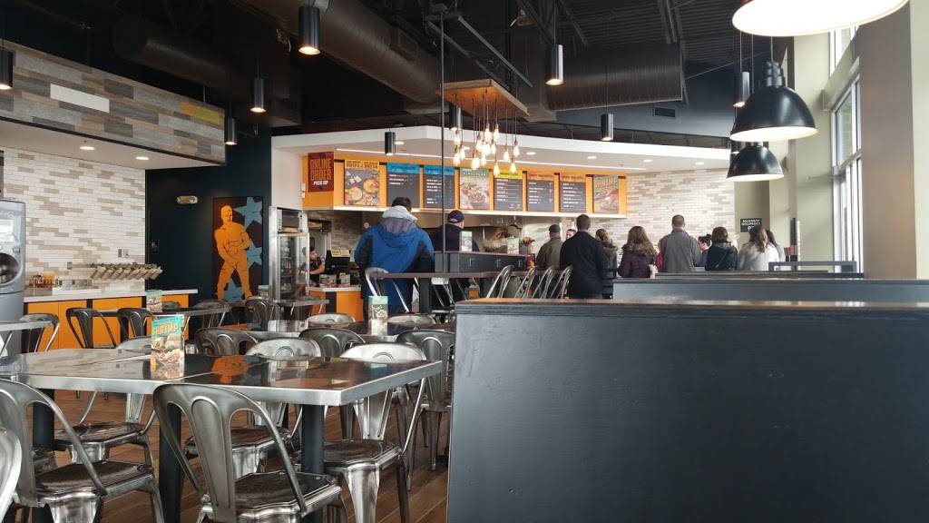 QDOBA Mexican Eats | restaurant | 2476 S Oneida St, Green Bay, WI 54304, USA | 9209650602 OR +1 920-965-0602