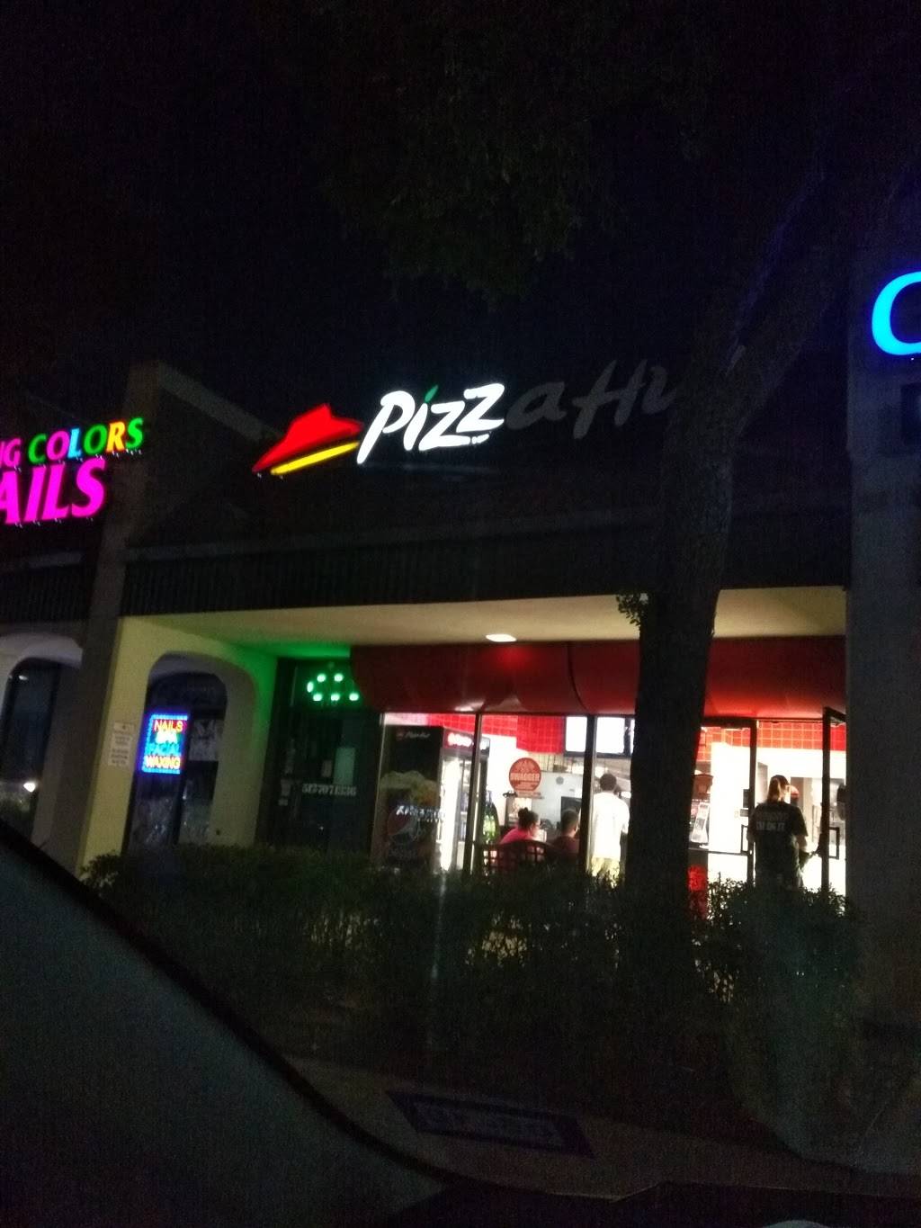 Pizza Hut | restaurant | 1901 W William Cannon Dr #172, Austin, TX 78745, USA | 5124629494 OR +1 512-462-9494