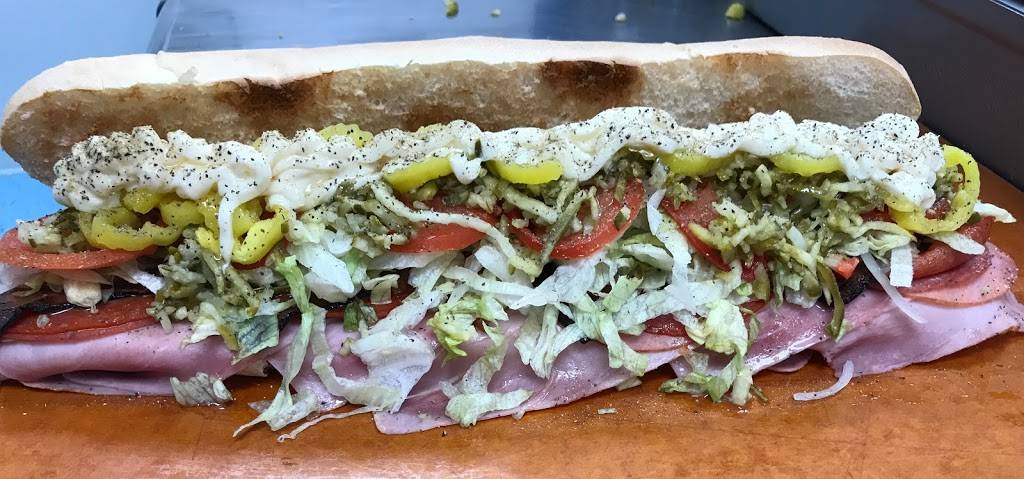 J-Dubb’s Signature Subs | restaurant | 1132 E Grand River Ave, Portland, MI 48875, USA | 5177431190 OR +1 517-743-1190
