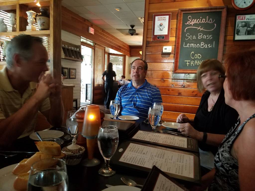 Uncle Sals | restaurant | 3370 North Hayden Road #120, Scottsdale, AZ 85251, USA | 4809902533 OR +1 480-990-2533