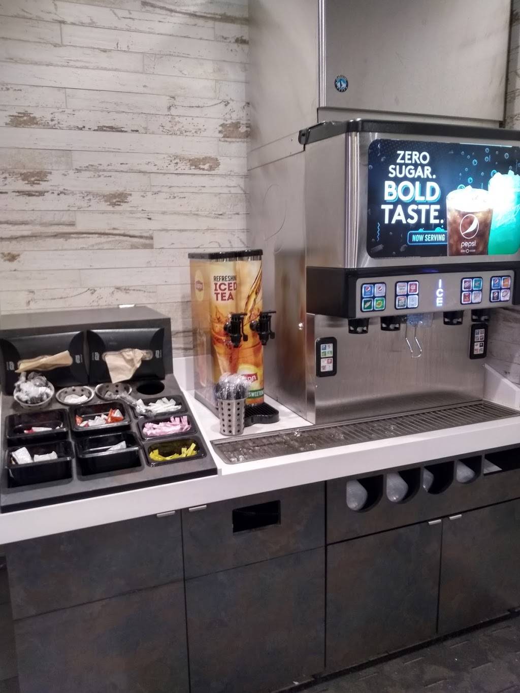 Taco Bell | meal takeaway | 4443 Blue Pkwy Rd, Kansas City, MO 64130, USA | 8166010903 OR +1 816-601-0903