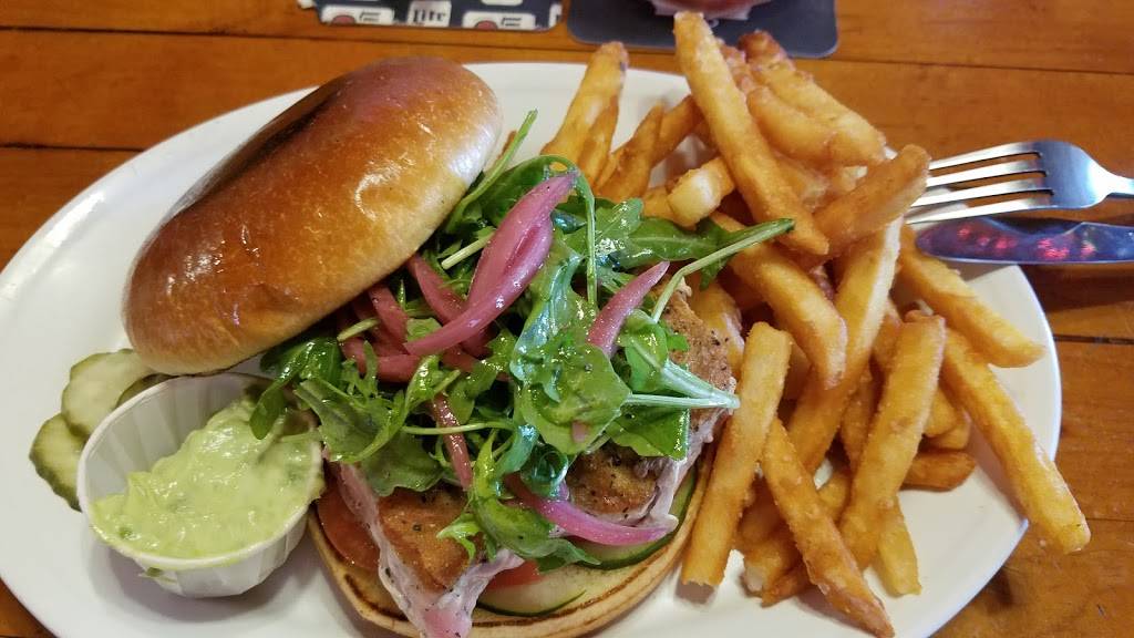 Sisters Saloon Inc | restaurant | 8780 WI-70, St Germain, WI 54558, USA | 7155423483 OR +1 715-542-3483