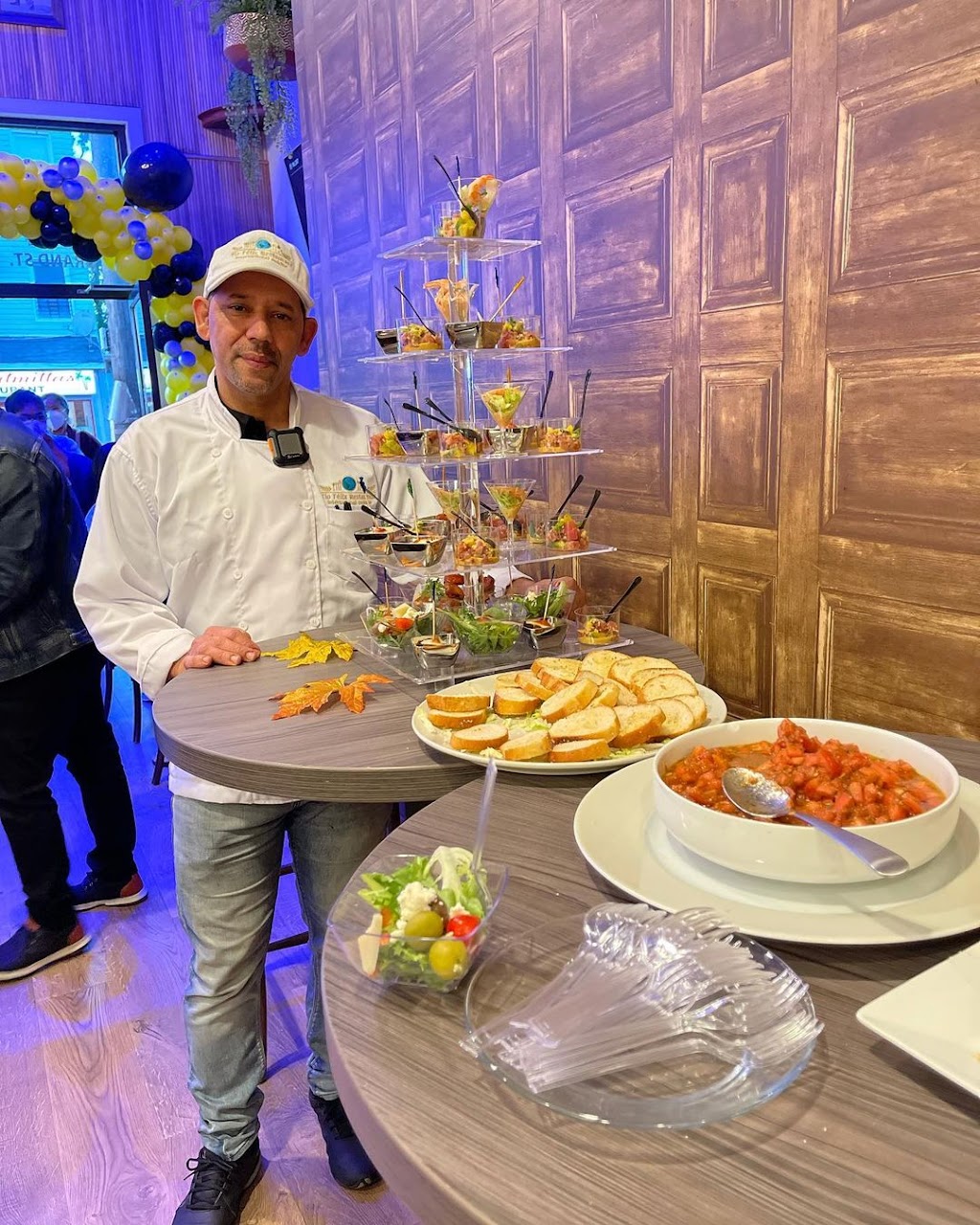 Tío Félix Restaurant | restaurant | 303 Grand St, Paterson, NJ 07501, USA | 6099383077 OR +1 609-938-3077