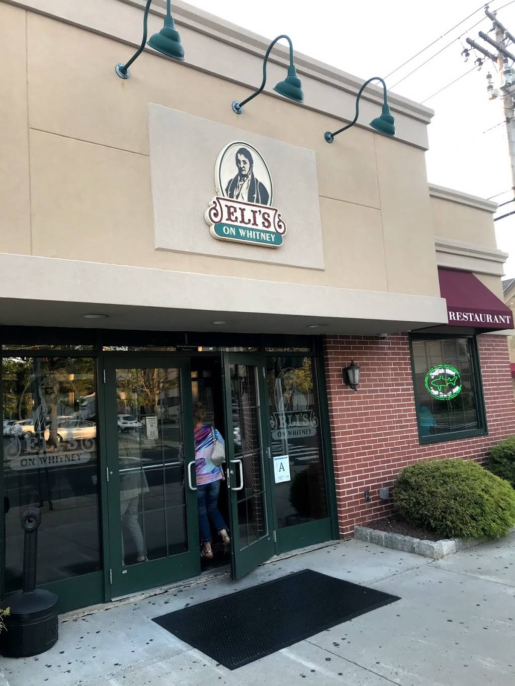 Elis On Whitney | restaurant | 2392 Whitney Ave, Hamden, CT 06518, USA | 2032871101 OR +1 203-287-1101