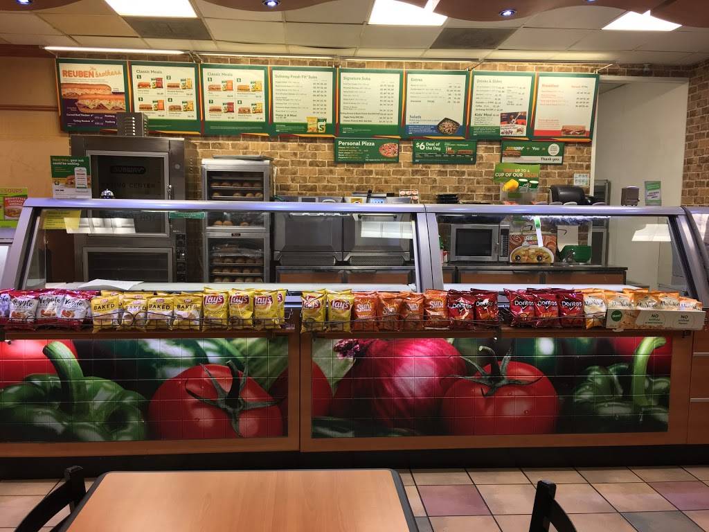 Subway Restaurants | restaurant | 6827 N Loop 1604 W #101, San Antonio, TX 78256, USA | 2106900816 OR +1 210-690-0816