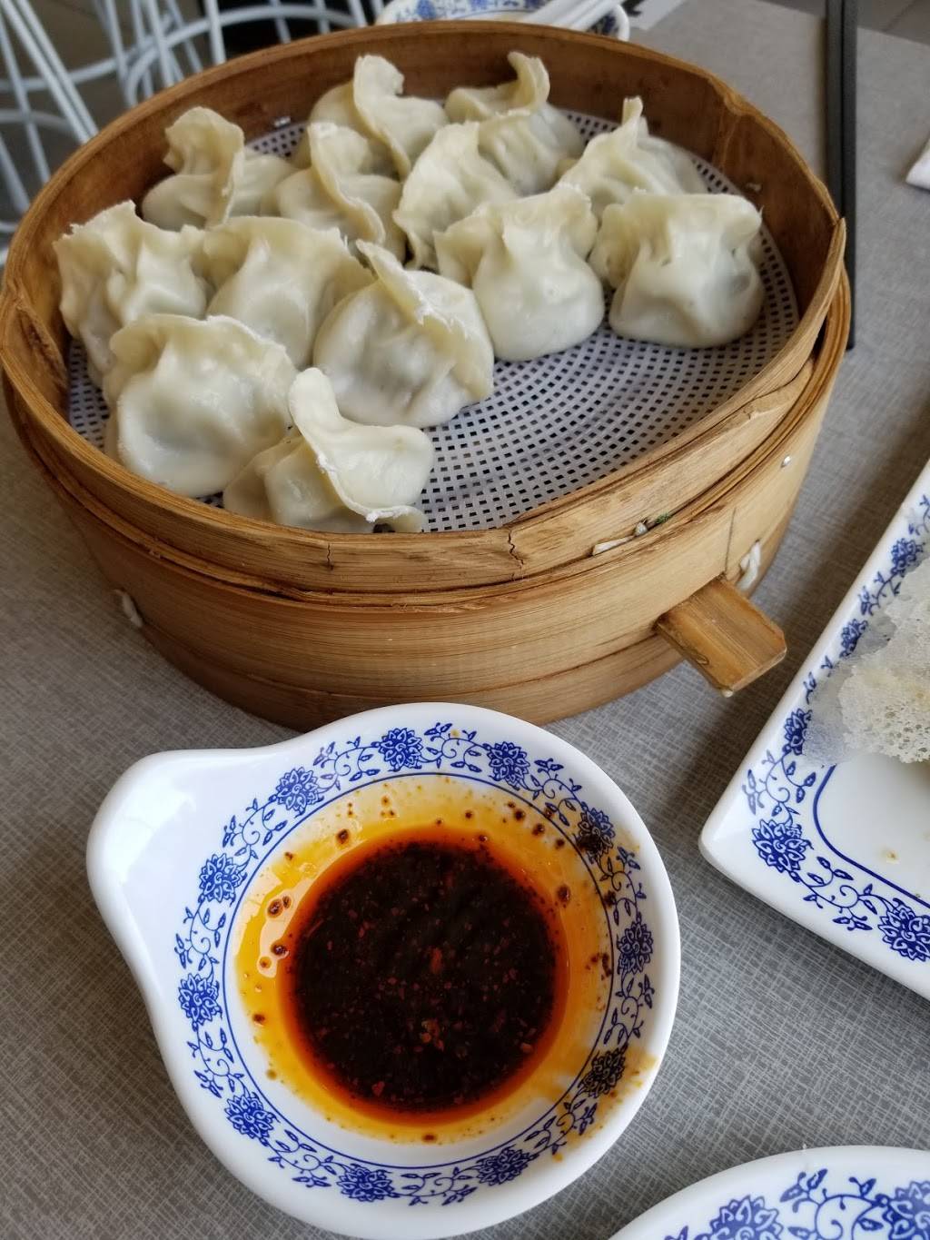 Mama Dumpling | restaurant | 6250 Boulevard Cousineau, Saint-Hubert, QC J3Y 8X9, Canada | 5149996967 OR +1 514-999-6967