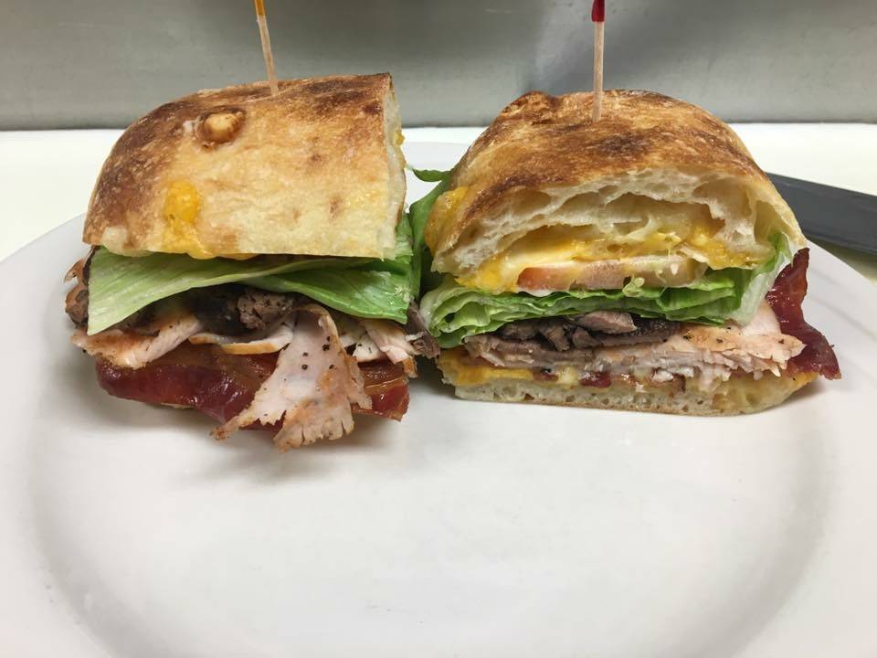 Black River Country Club | restaurant | 3300 Country Club Dr, Port Huron, MI 48060, USA | 8109829595 OR +1 810-982-9595