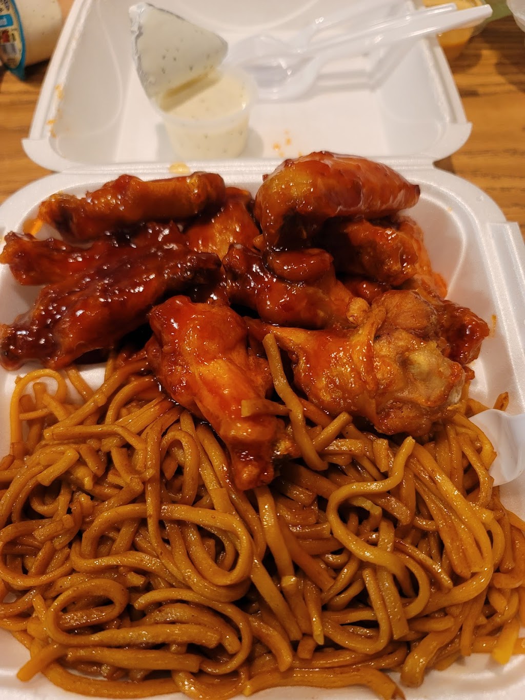 JJ Wings | restaurant | 1906 E Johnson Ave, Jonesboro, AR 72401, USA | 8702068188 OR +1 870-206-8188