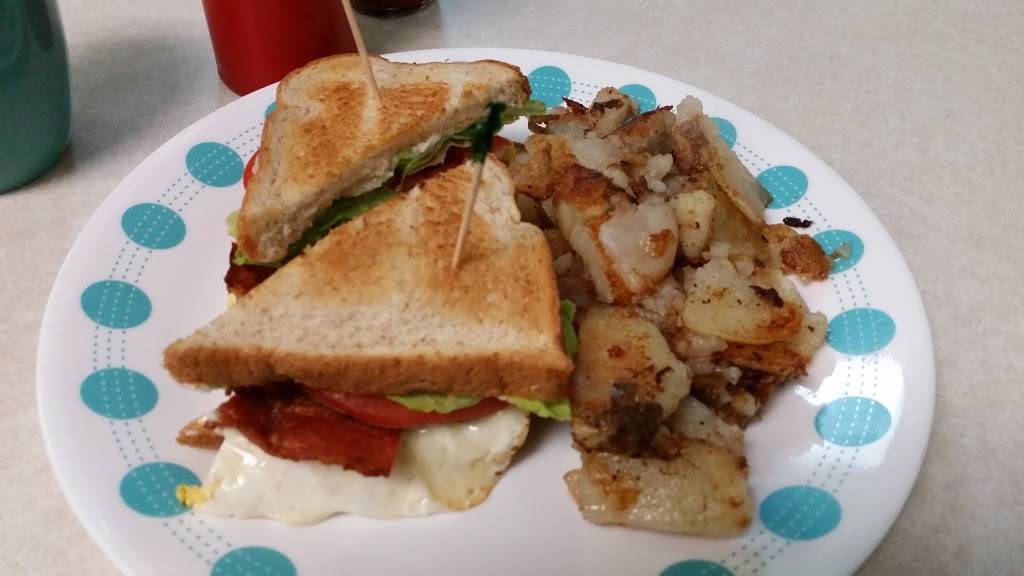 Dashing Diner Uptown | restaurant | 16 S Main St, Johnstown, OH 43031, USA | 7409672710 OR +1 740-967-2710