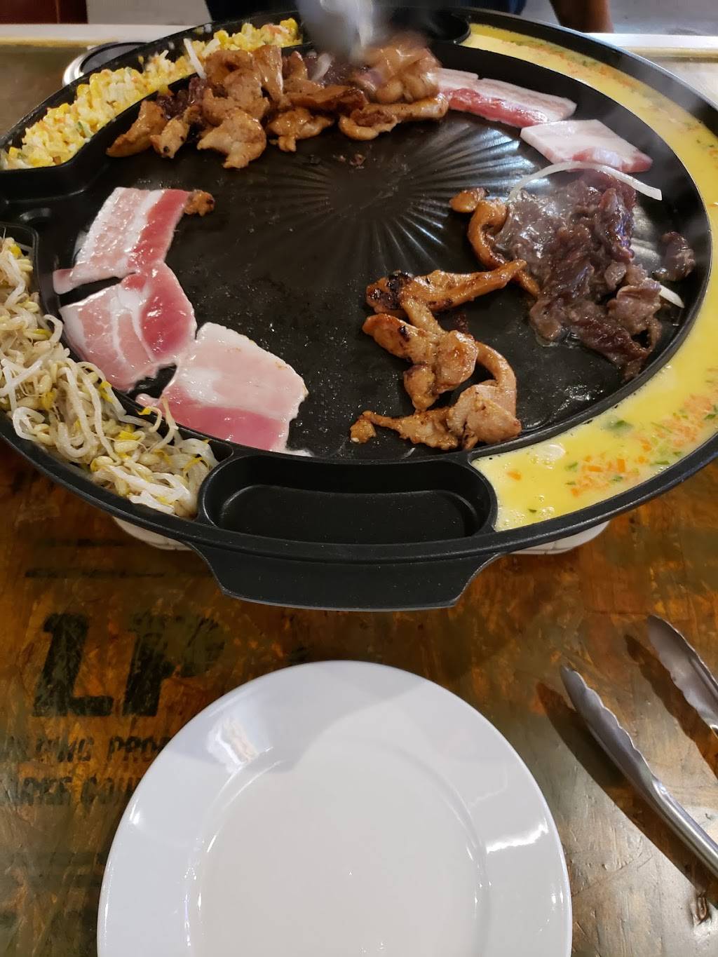 DWJ Korean BBQ | restaurant | 551 S Highland St, Memphis, TN 38111, USA | 9012492214 OR +1 901-249-2214