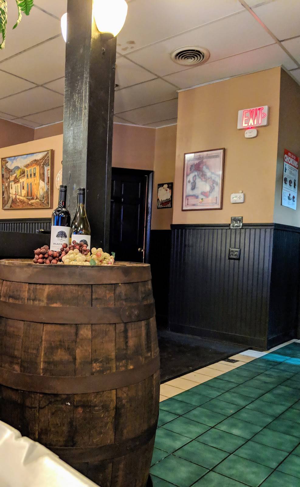 Pizza On The Plaza | restaurant | 365 Harry L Dr, Johnson City, NY 13790, USA | 6077980001 OR +1 607-798-0001