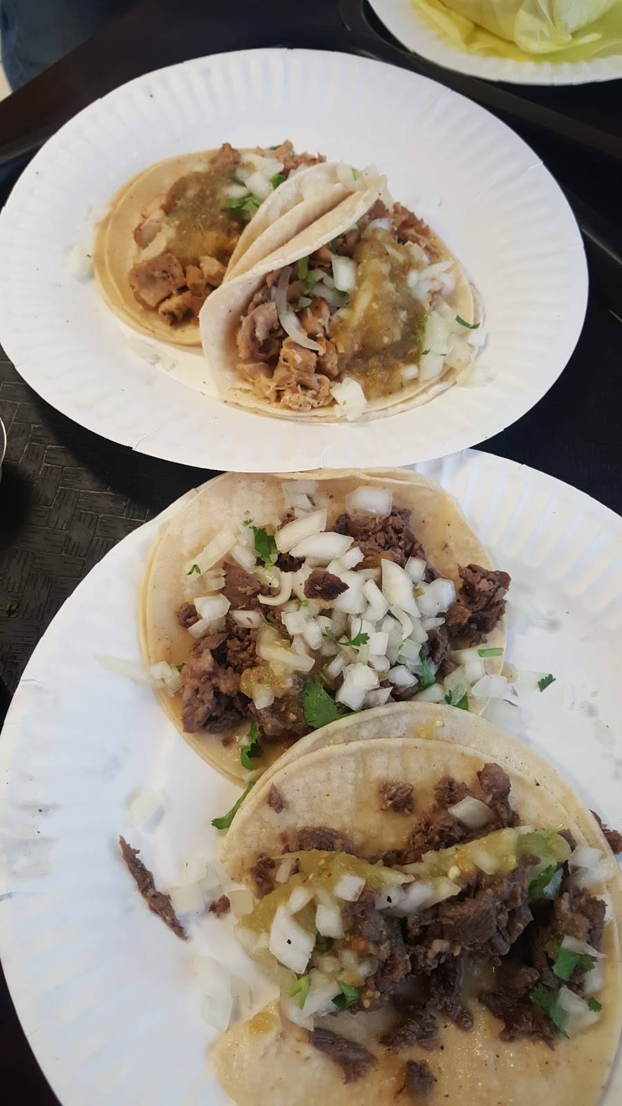 Tacos El Toro | restaurant | 2540 Wible Rd, Bakersfield, CA 93304, USA | 6613961967 OR +1 661-396-1967