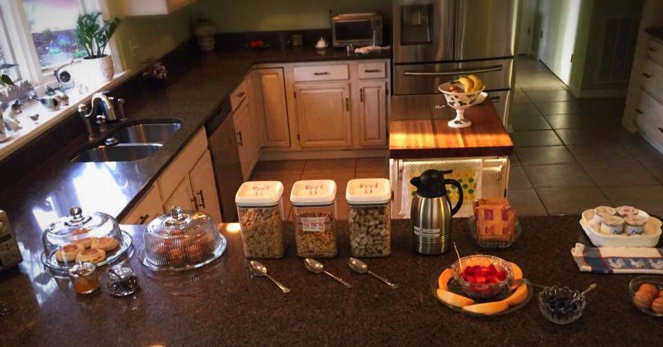 Tudor Oaks Inn | restaurant | 104 Legend Oaks Way, Summerville, SC 29485, USA | 8439005024 OR +1 843-900-5024