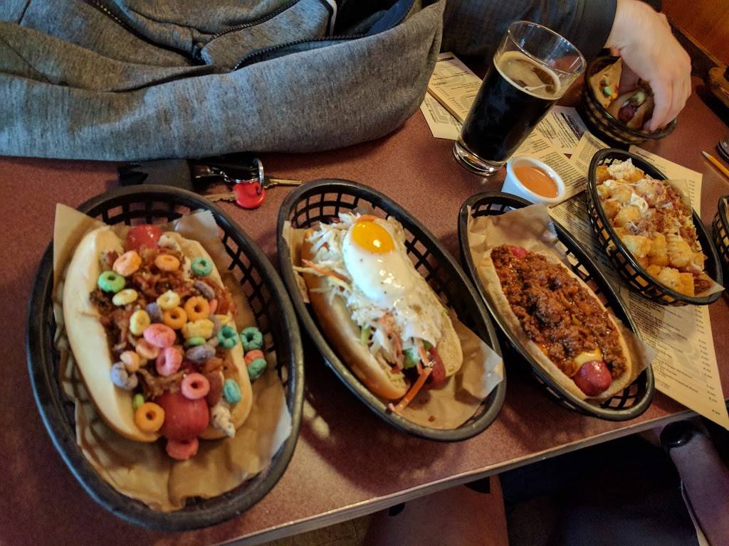 Happy Dog | restaurant | 5801 Detroit Ave, Cleveland, OH 44102, USA | 2166519474 OR +1 216-651-9474