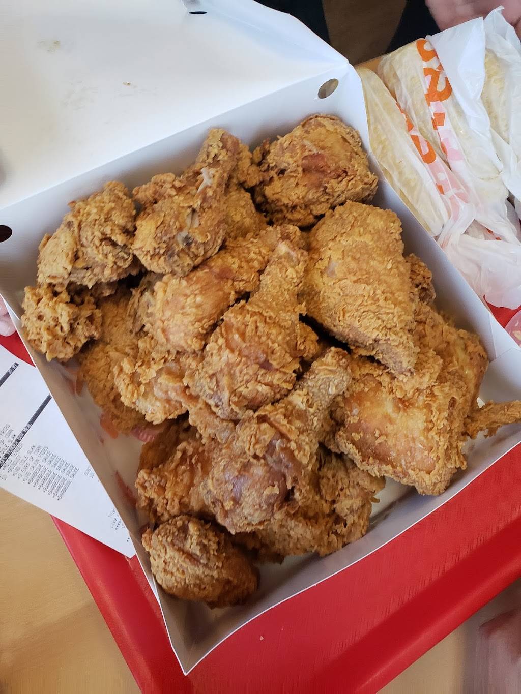 Popeyes Louisiana Kitchen | restaurant | 1709 Emmet St N, Charlottesville, VA 22901, USA | 4345298148 OR +1 434-529-8148