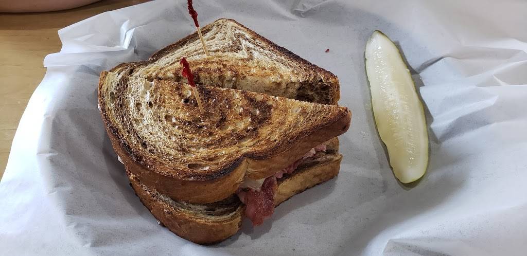 Epic Deli | restaurant | 2616 Schaid Ct, McHenry, IL 60050, USA | 8152715649 OR +1 815-271-5649