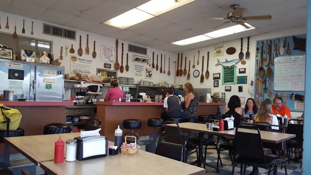 Wooden Spoon | restaurant | 7007 Overseas Hwy, Marathon, FL 33050, USA | 3057438383 OR +1 305-743-8383