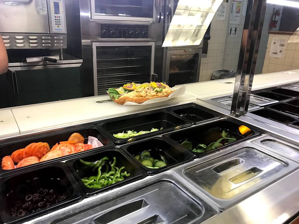 Subway Restaurants | restaurant | 204 N Greenville Ave, Towne Ctr Ste 210, Allen, TX 75002, USA | 9727271949 OR +1 972-727-1949